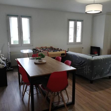 Grand T3 Avec Clim, Parking Et Terrasse Privative - Agen Daire Dış mekan fotoğraf